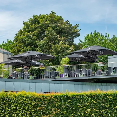 Sport- Und Worriken 3*